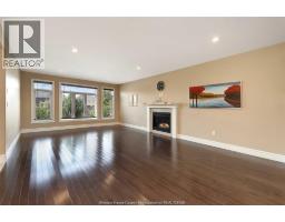 1078 CHARLOTTE CRESCENT - 10