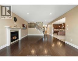 1078 CHARLOTTE CRESCENT - 11