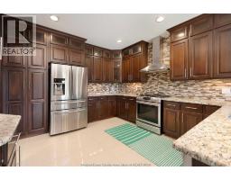 1078 CHARLOTTE CRESCENT - 16