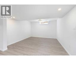 1078 CHARLOTTE CRESCENT - 38