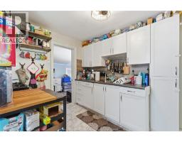 1021 WELLINGTON AVENUE - 19