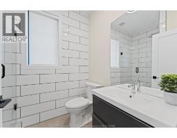 16 YORK BOULEVARD - 29