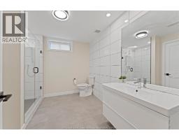 16 YORK BOULEVARD - 35