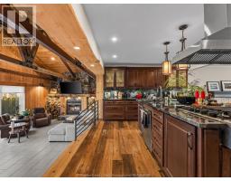 264 PATRICE DRIVE - 13