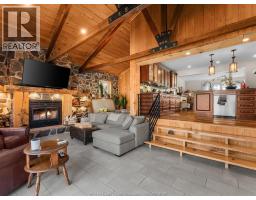 264 PATRICE DRIVE - 15