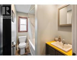 2228 Elsmere AVENUE - 25