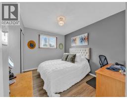 20 ST. CHARLES PL - 15