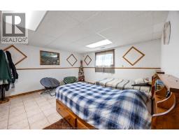 1545 WILLOW DRIVE - 21