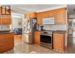 5760 WAYNE - 19