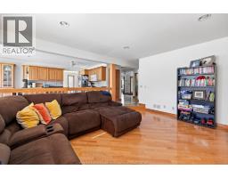 5760 WAYNE - 23