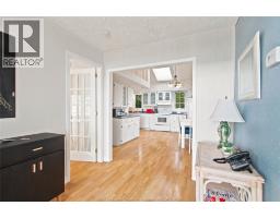 866 POINT PELEE DRIVE - 18