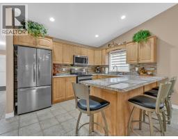 1968 CLOVER AVENUE - 12