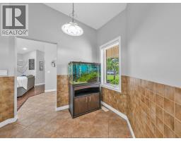 229 ST. PETER STREET - 23
