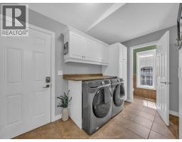 229 ST. PETER STREET - 27