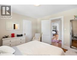 1118 LOUIS AVENUE - 18