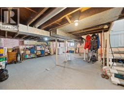 1118 LOUIS AVENUE - 23