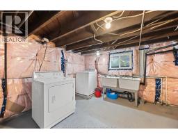 1118 LOUIS AVENUE - 24
