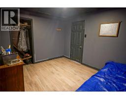 16 MCNAUGHTON AVENUE - 12