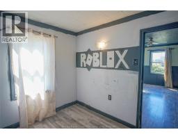 16 MCNAUGHTON AVENUE - 17