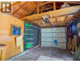 16 MCNAUGHTON AVENUE - 21