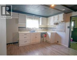 16 MCNAUGHTON AVENUE - 6