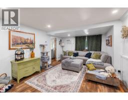 31 DANA DRIVE - 13