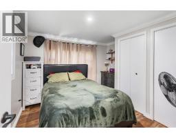 31 DANA DRIVE - 20