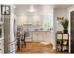 31 DANA DRIVE - 8