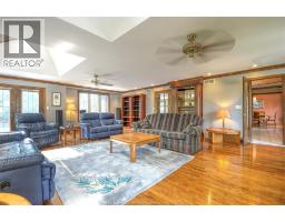 295 ELMGROVE - 19