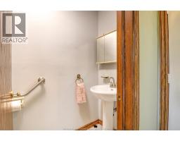 295 ELMGROVE - 29