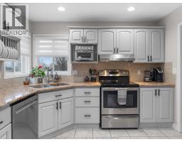 46 Brush CRESCENT - 14