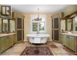 6811 CONCESSION RD 8 - 16