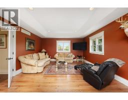 6811 CONCESSION RD 8 - 28