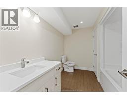75 Belleview DRIVE - 32