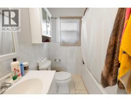 1093-1097 Erie STREET - 43