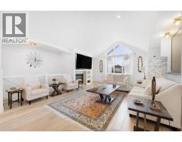 1075 STONEYBROOK - 15