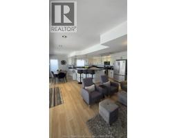 1646 PARK - 11