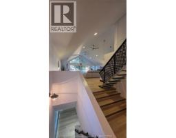 1646 PARK - 4
