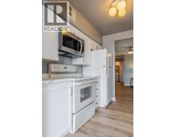75 RIVERSIDE DRIVE E UnitNo. 1609 - 14