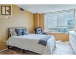 75 RIVERSIDE DRIVE E UnitNo. 1609 - 16
