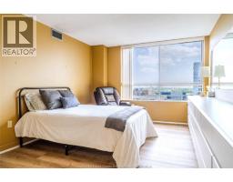 75 RIVERSIDE DRIVE E UnitNo. 1609 - 17