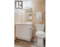 75 RIVERSIDE DRIVE E UnitNo. 1609 - 25