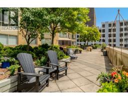 75 RIVERSIDE DRIVE E UnitNo. 1609 - 36