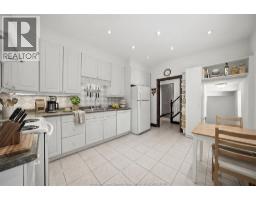 265 MACNAB STREET North - 11