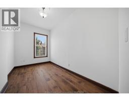 265 MACNAB STREET North - 20