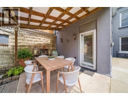 265 MACNAB STREET North - 33