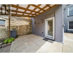 265 MACNAB STREET North - 34
