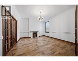 265 MACNAB STREET North - 8