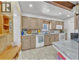 3551 DOMINION BOULEVARD - 11