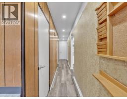 3551 DOMINION BOULEVARD - 12